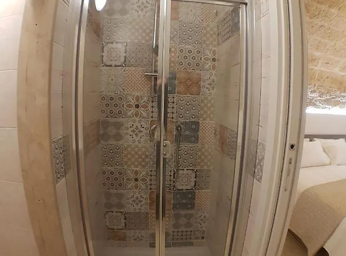 Montebello Bed & Breakfast 3*