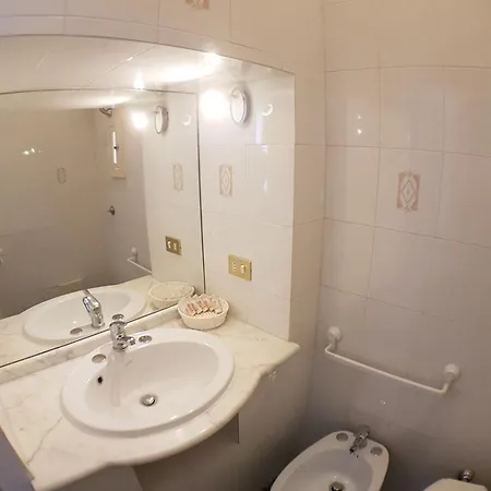 Bed & Breakfast Montebello 3*